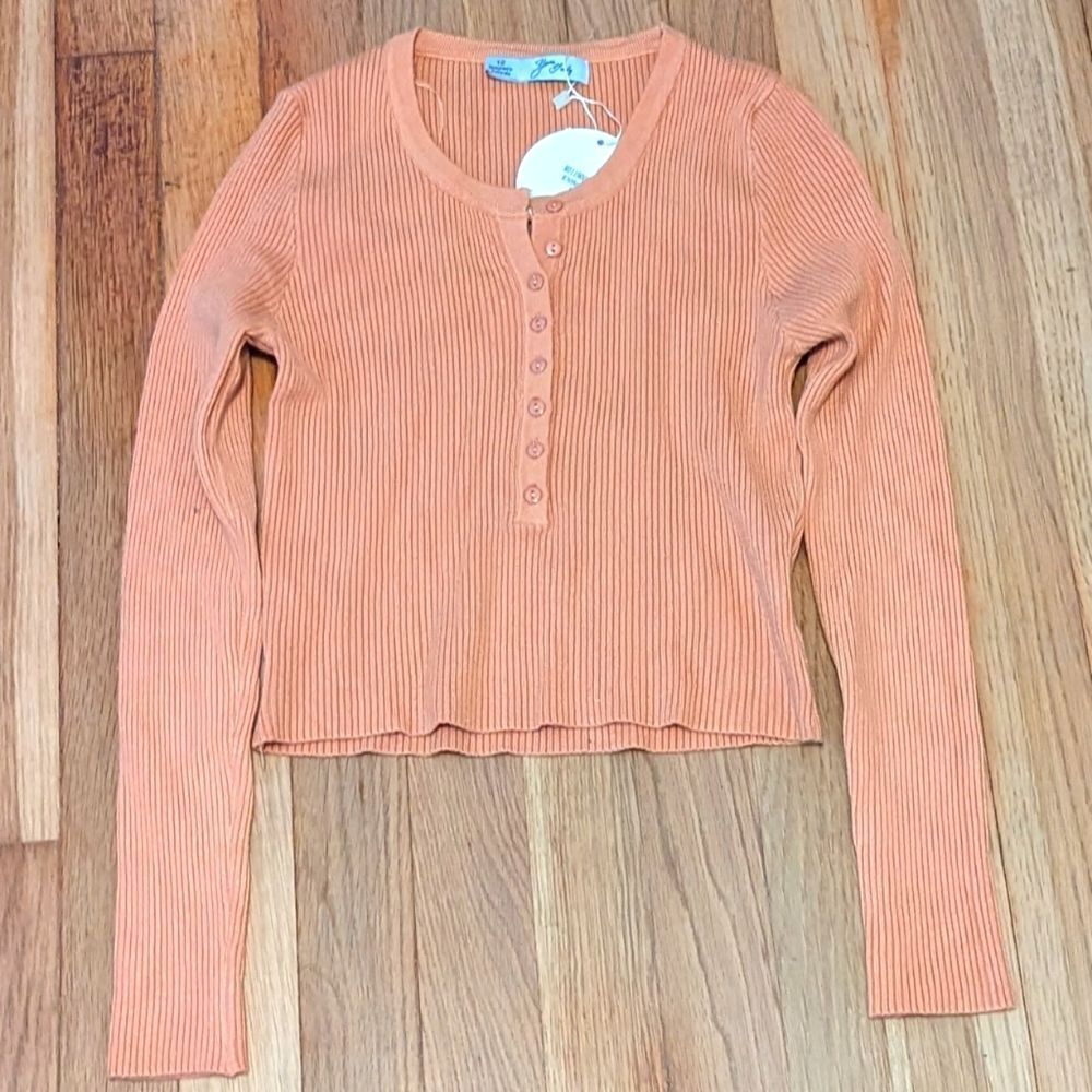 Yours truly boutique peach orange cropped button down sweater NWT